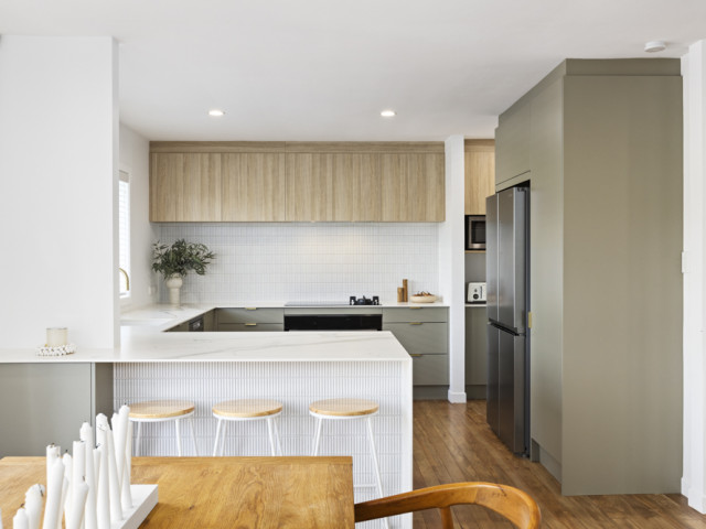 An Earthy & Contemporary Family Kitchen - Q-Bix