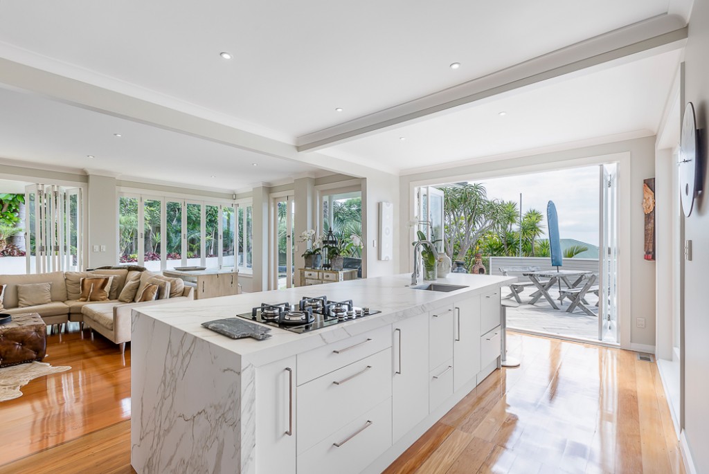 kitchens auckland northcote 5